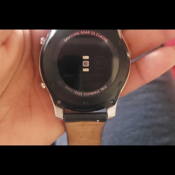 Samsung watch - Picture 3 of 3